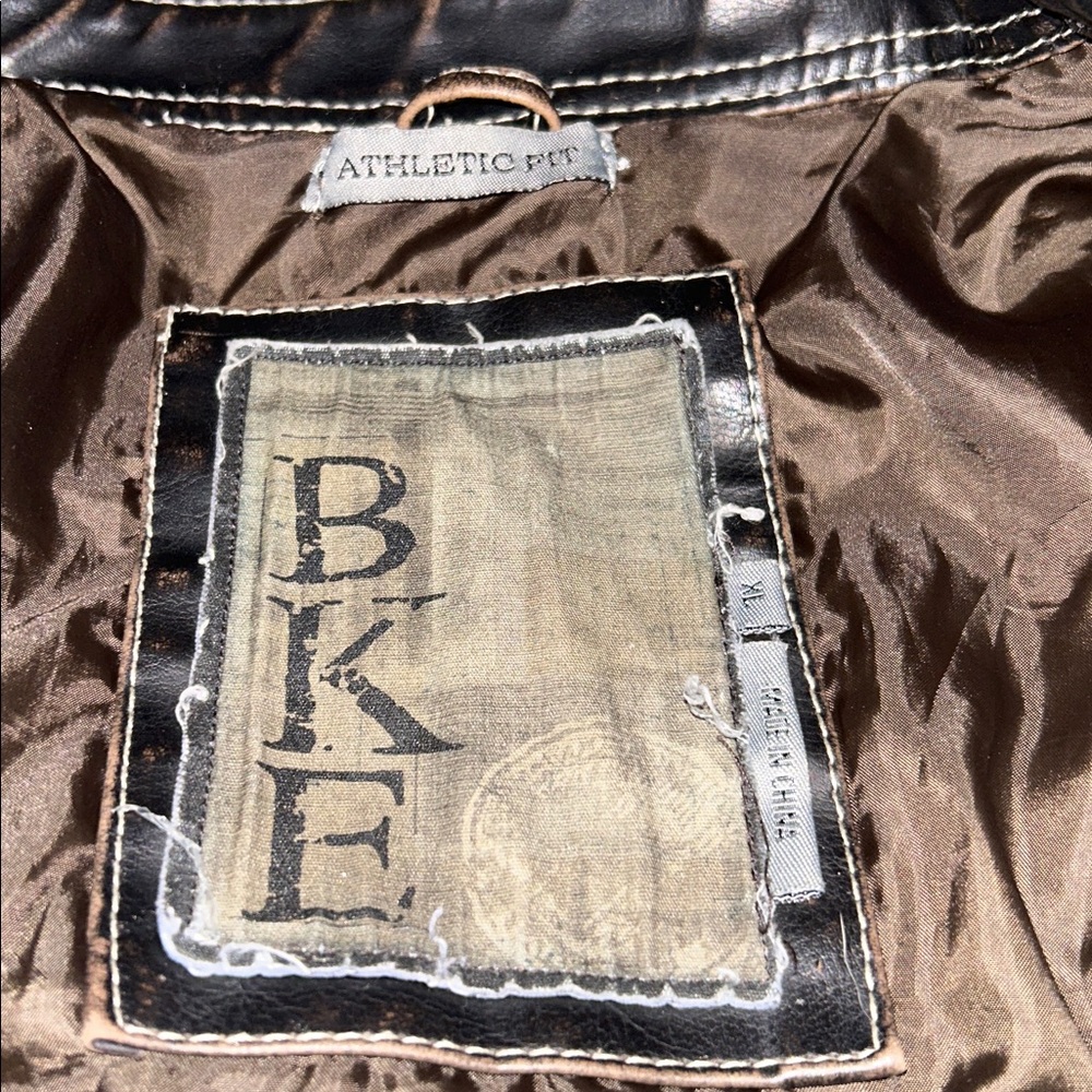Y2K BLE Athletic Fit Faux Brown Distressed Leather HEAVY Coat Fully Lined Men XL - Picture 4 of 10
